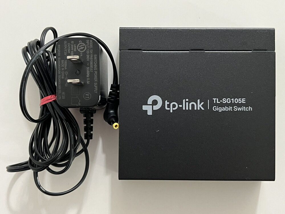 TP-Link (TL-SG105E) 5-Ports Gigabit Easy Smart Switch Managed w/ Adapter Tested